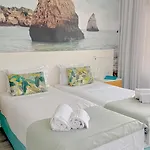 Penzion Golden & Rooftop Bar 4*