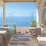 Penzion Golden & Rooftop Bar