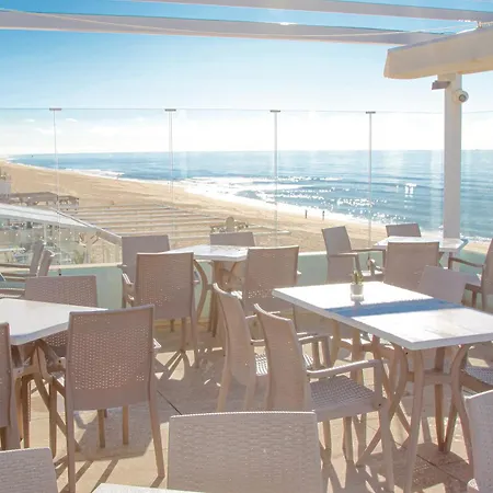 Golden & Rooftop Bar Pensjonat 4*