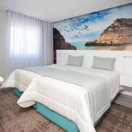 Golden & Rooftop Bar Guest house Faro