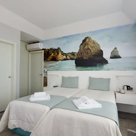 Golden & Rooftop Bar 4* Faro