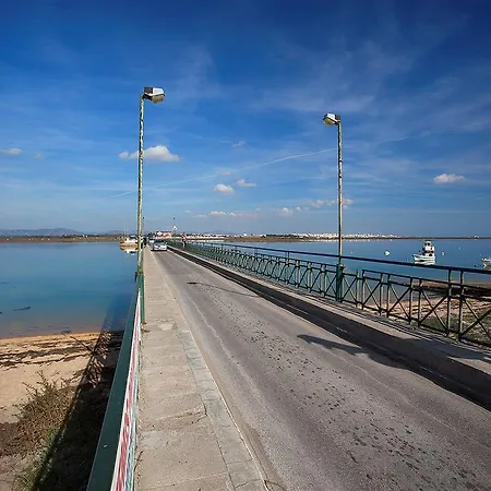 Golden & Rooftop Bar 4*