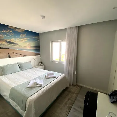 Golden & Rooftop Bar Affittacamere 3*