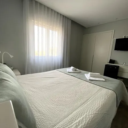 Golden & Rooftop Bar Guest house 3*