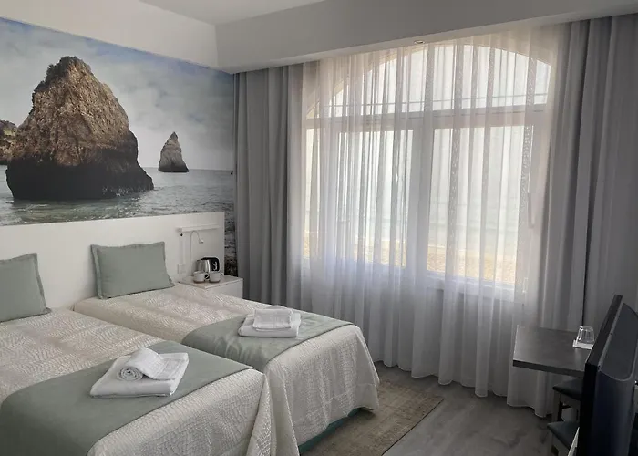 Pensionat Golden & Rooftop Bar 4*